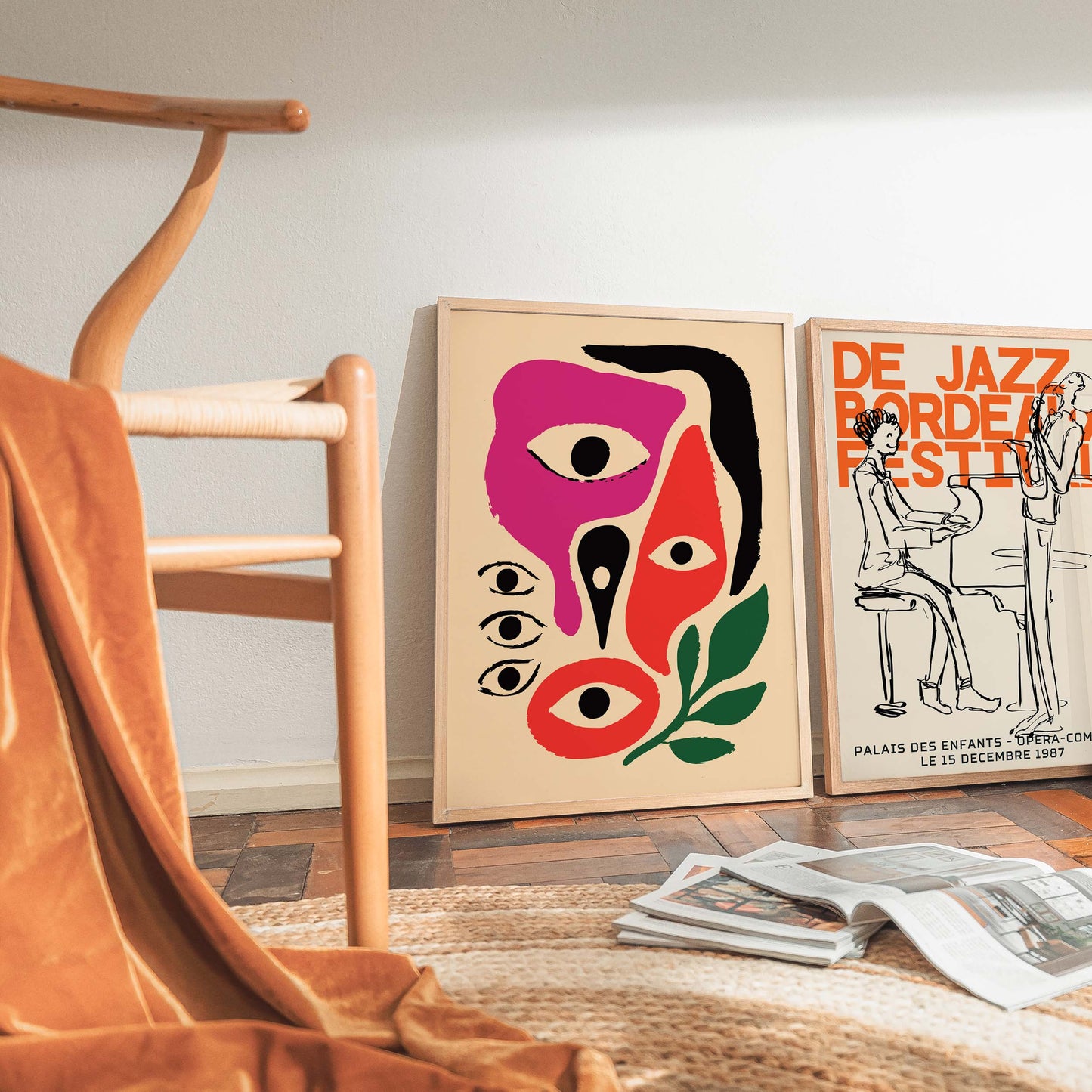 Abstract Face Print Wall Decor